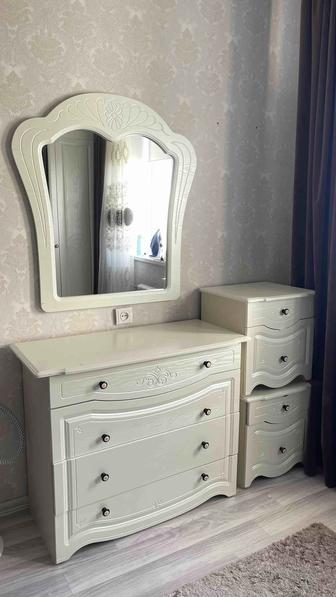 Шкаф с комодом