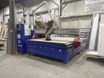 Фрезерно-гравировальный станок с ЧПУ Beaver 3021 AVLT8 Б/У