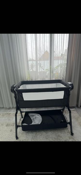 Продам электрическую люльку качалку