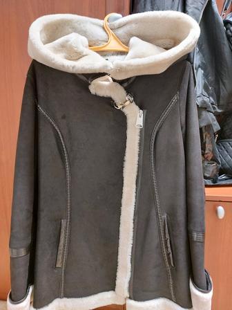 Дубленка женская с капюшоном