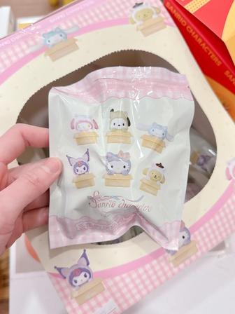 Продам мини-фигурки Sanrio