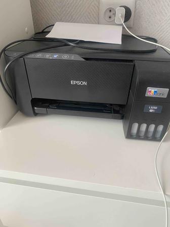 Продам принтер Epson l3250