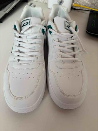 Новый киілмеген красовка сатылады