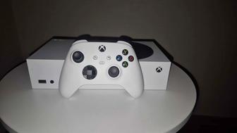 Игровая приставка Xbox series S
