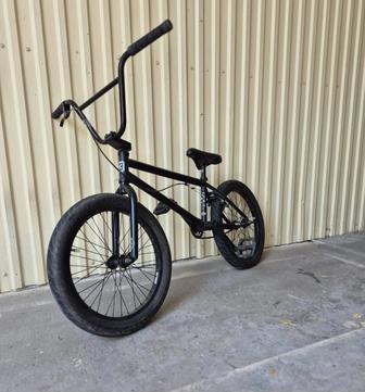Продам велосипед BMX