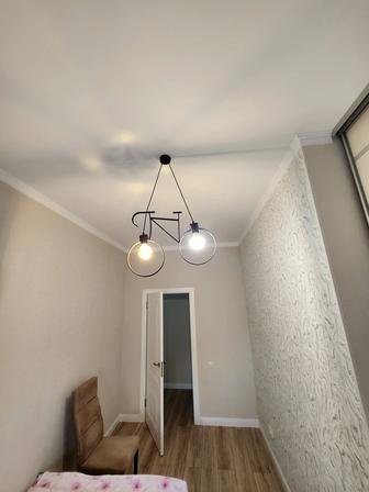 Продам люстру