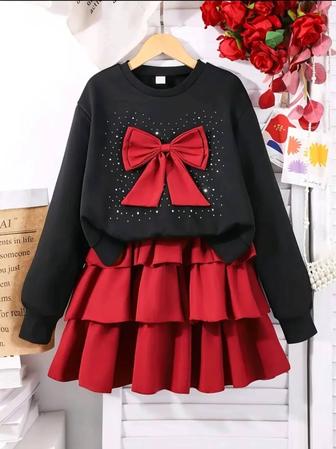 Продам костюм для девочки подростка