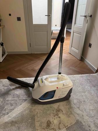 Продам пылесос Karcher DS 6