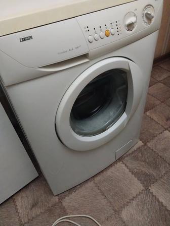 Продам стиральную машину автомат ZANUSSI