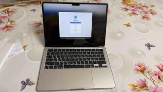 MacBook Air 13 2024