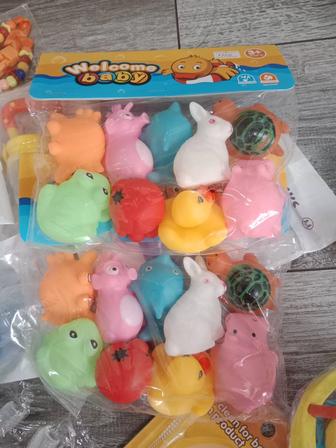 Резиновые игрушки для купания