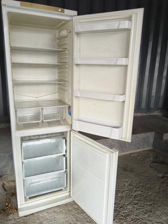 Продам холодильник б/у