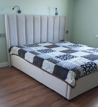 Продам кровать с матрасом