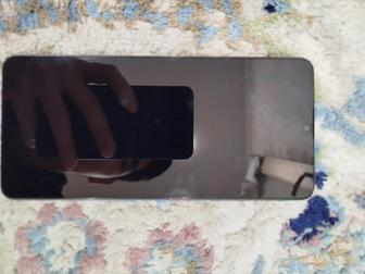 Продам телефон