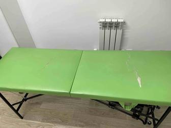 Продам кушетку