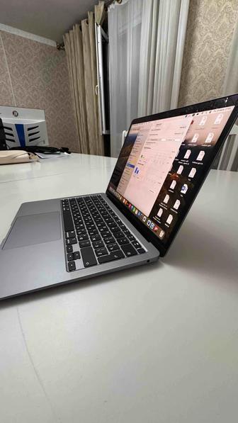 MacBook Air 13