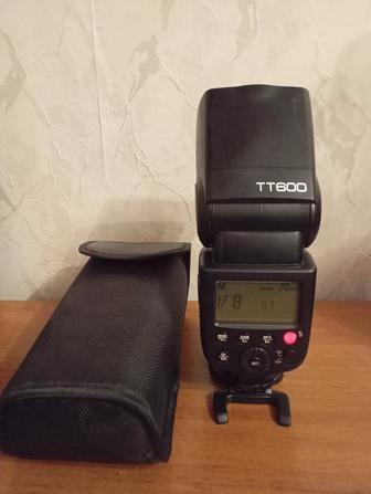 Продам вспышку Godox TT600