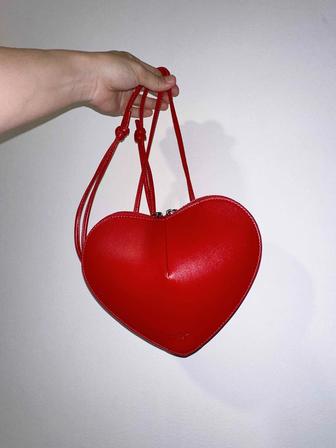 Продам сумку сердце Alaia