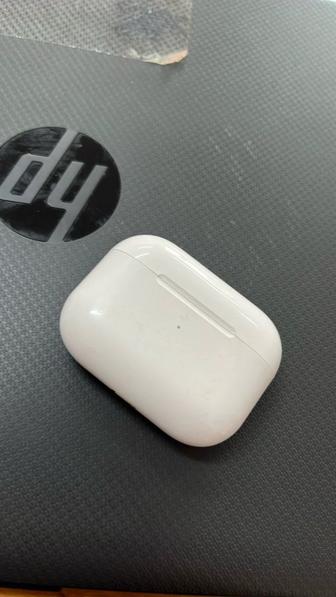 Продам наушники air pods