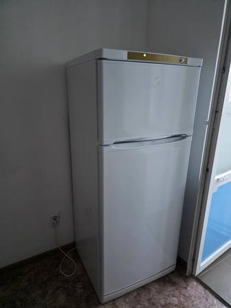Продам холодильник в отличном состоянии