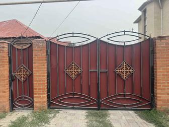 Ворота с калиткой и с заборами