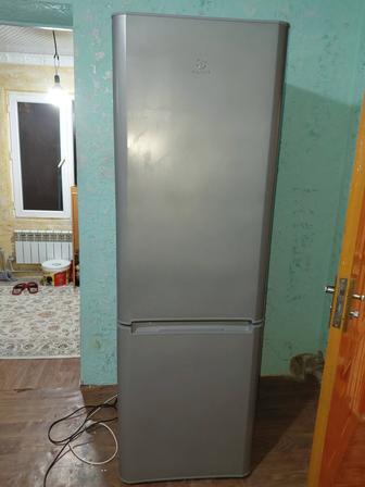 Холодильник 2 шт продается рабочая