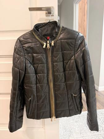 Кожаная куртка женская новая