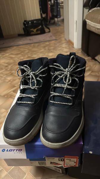 Адидас кроссовки зима