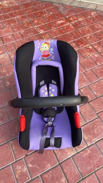 Автолюлька детская