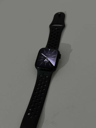 Apple Watch 7 Nike