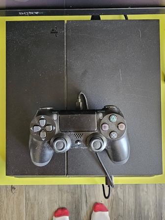 Продаю ps4