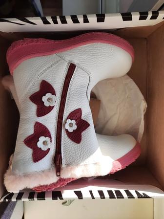 Сапоги зимние на девочку 27размер