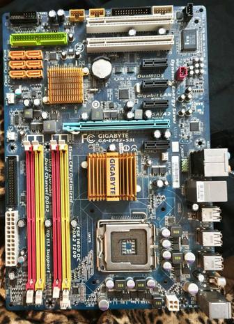 Материнская плата