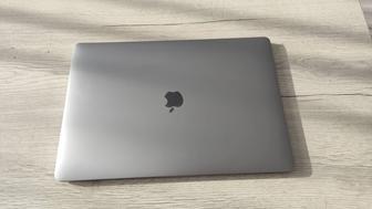 Apple MacBook Pro 16