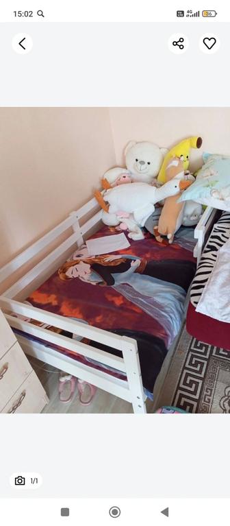 Продам детскую кроватку
