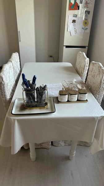 Продам стол со стульями