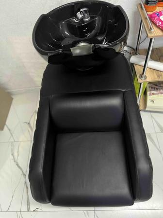 Продается мойка парикмахерская