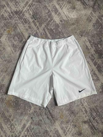 Шорты Nike