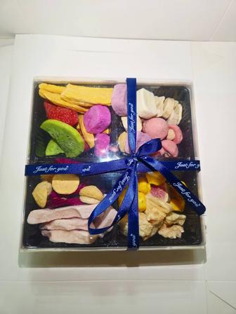 Сублимированные фрукты и мороженое