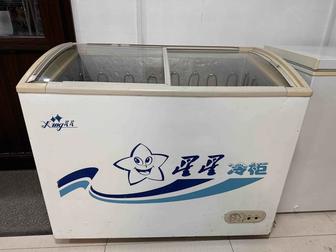 Продам морозильник витринный буду