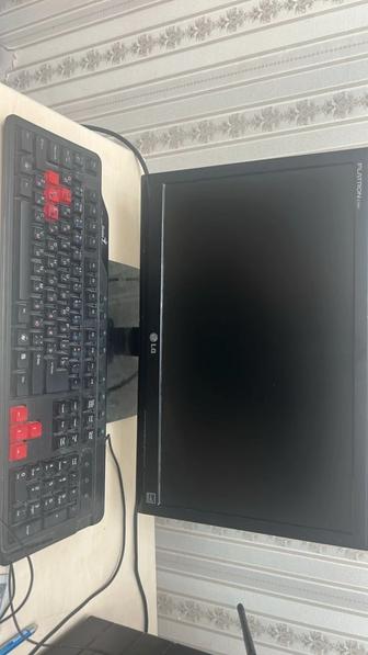 Продам компьютер.
Windows 10 установлен.
Рабочий, но иногда зависает