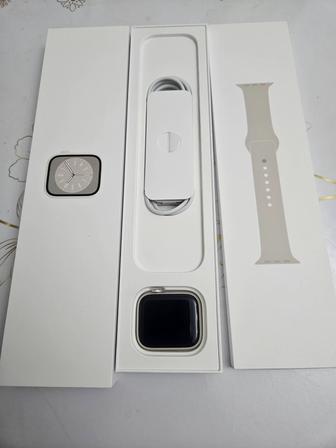 Смарт-часы Apple Watch Series 8 45 мм Aluminum starlight-бежевый