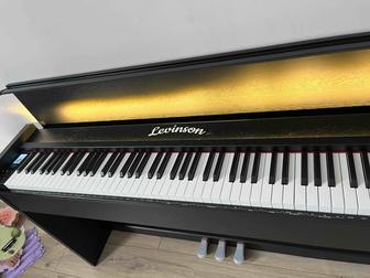 Цифровое пианино levinson