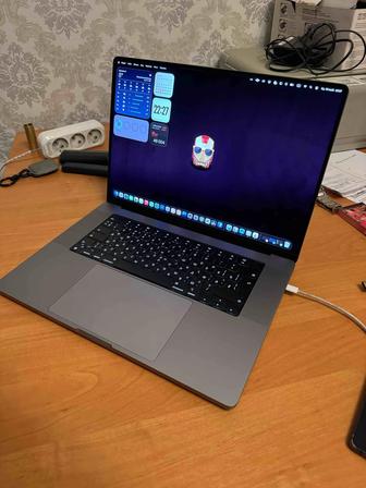 MacBook Pro 16, M2 Max, 32gb, 1 Tb