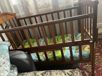 Детская кроватка