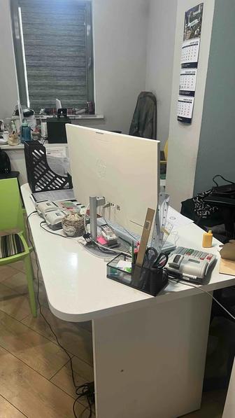 Офисные столы