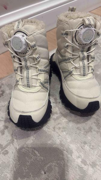 Қысқы етік сатылады