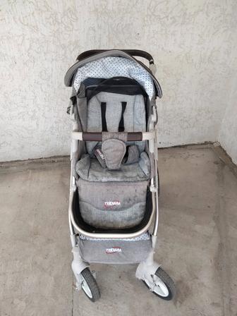Продам детскую коляску