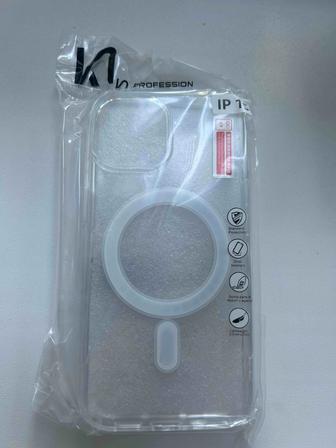 Чехол с MagSafe для iPhone 15