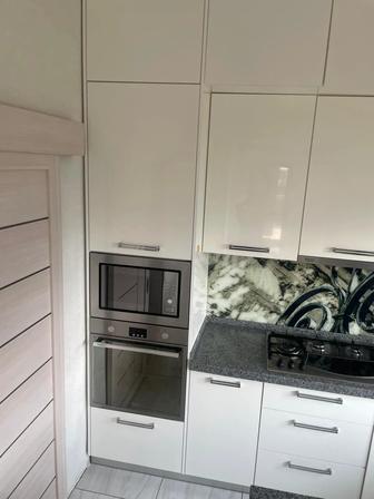 Срочно продам кухонный гарнитур